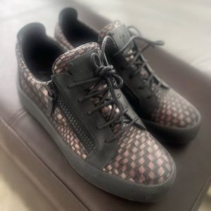 Giuseppe Sneakers Size 41